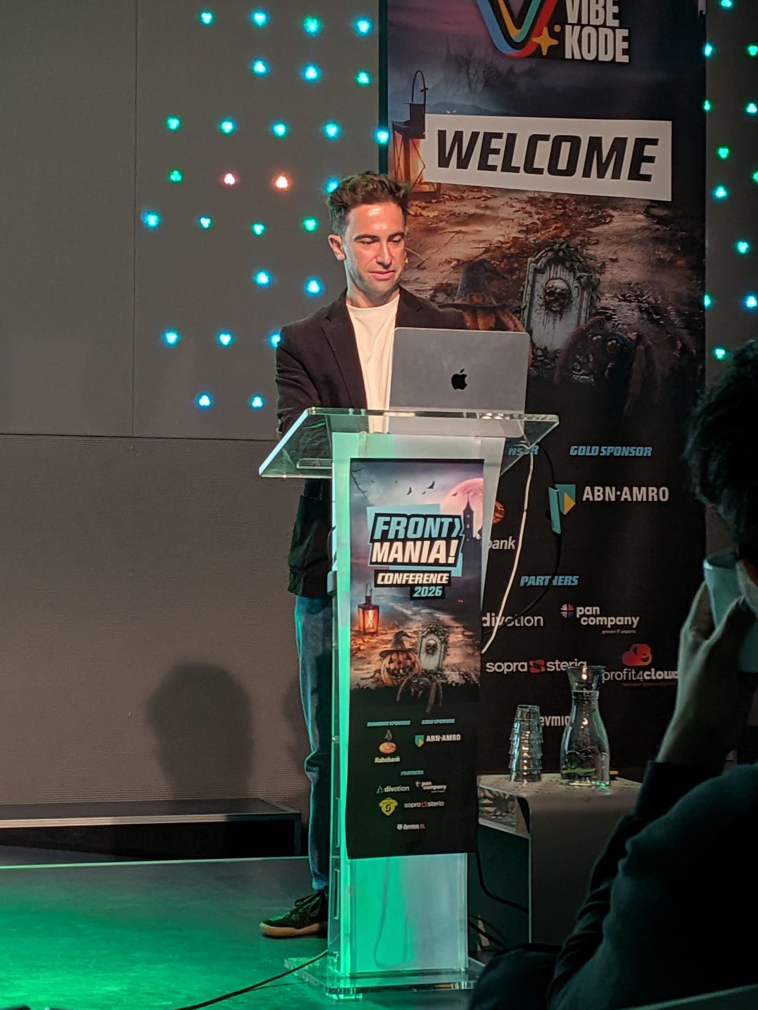 Giving a keynote at Frontmania 2026 from behind a laptop